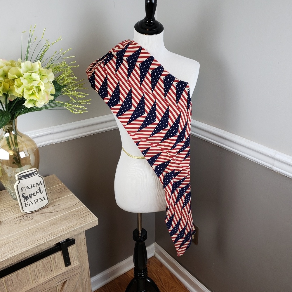 American Flag Lularoe Tall and Curvy leggings